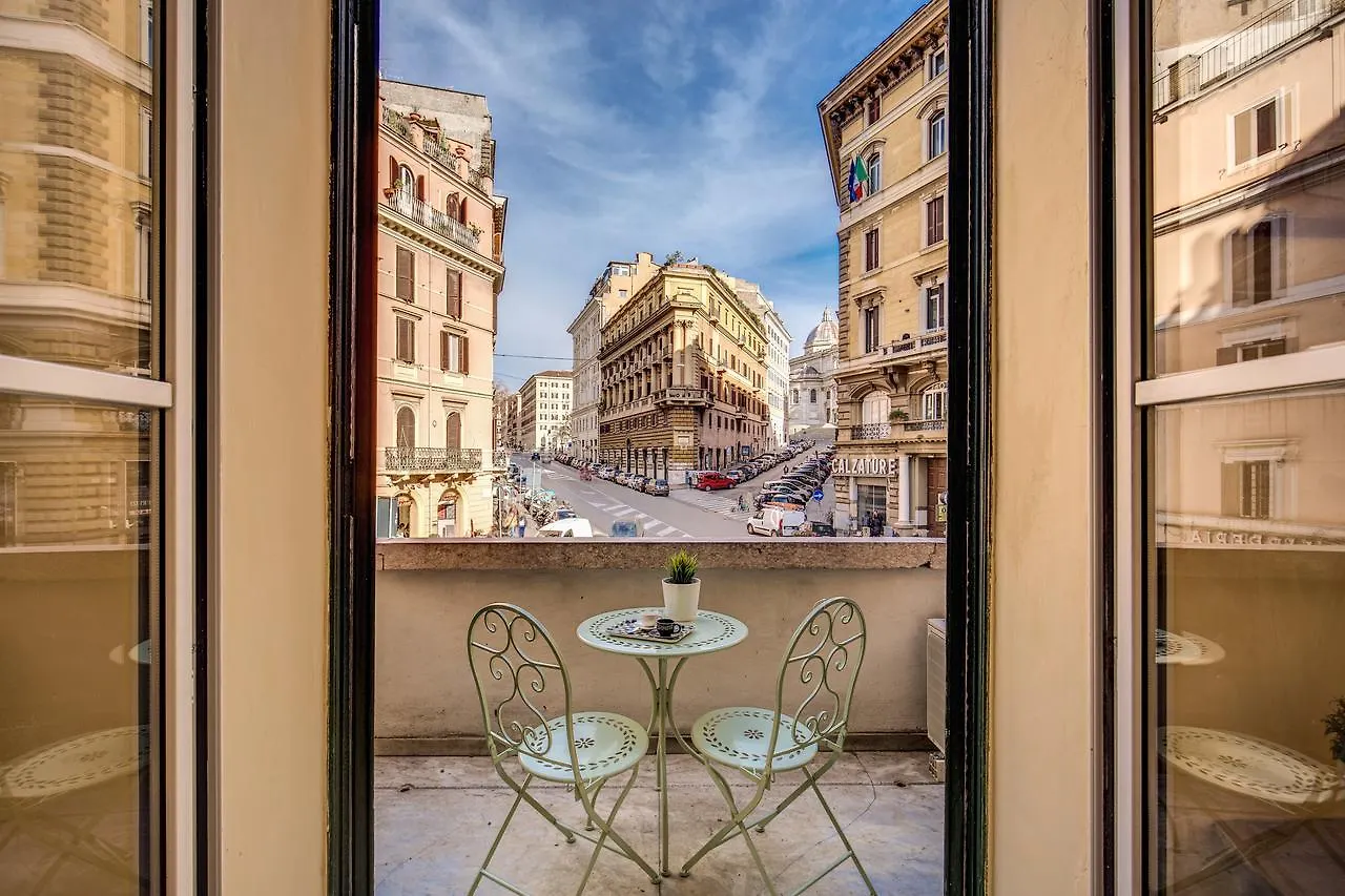 Apartament Cavour Colloseum Suite Rzym Włochy